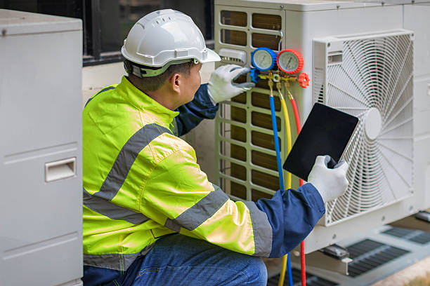 Professional Hvac technician working in Stedman, NC